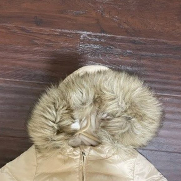 Gap Fur Hood Girls Puffer Coat - Picture 3 of 3